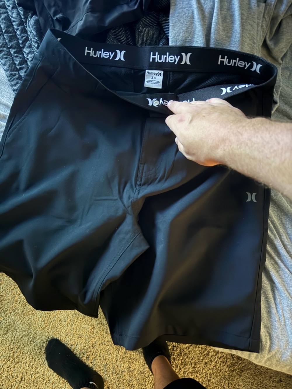 Hurley Black walk shorts size 34